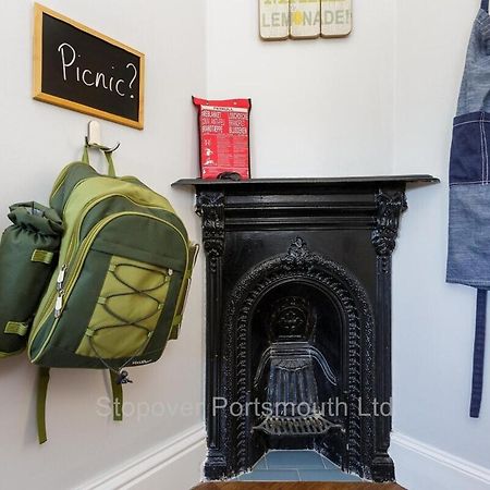 Stopover At Orchard Apartment Light And Cosy Portsmouth Esterno foto
