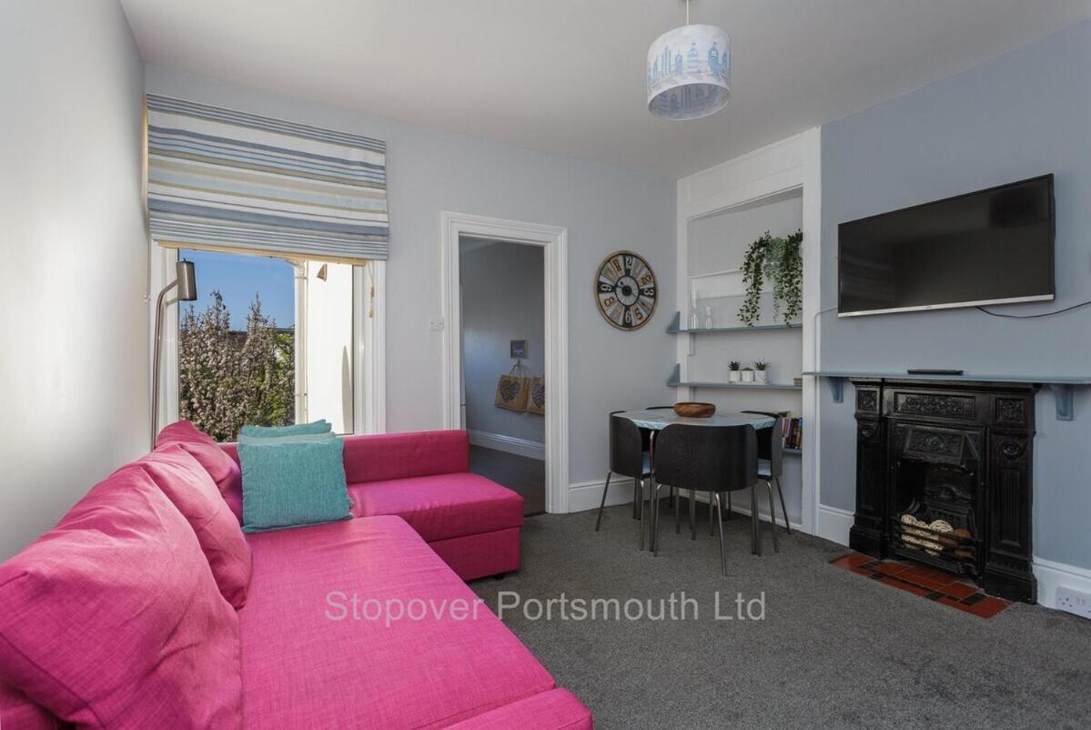 Stopover At Orchard Apartment Light And Cosy Portsmouth Camera foto
