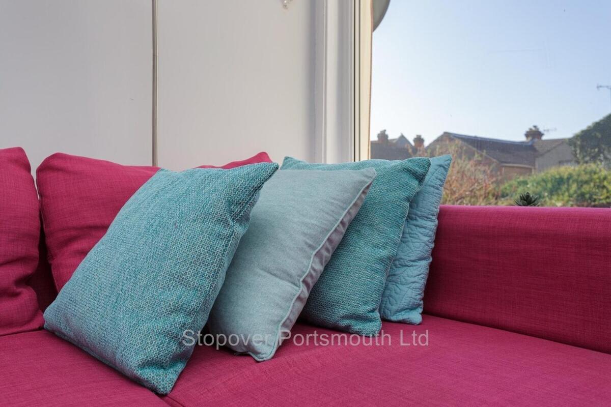 Stopover At Orchard Apartment Light And Cosy Portsmouth Esterno foto