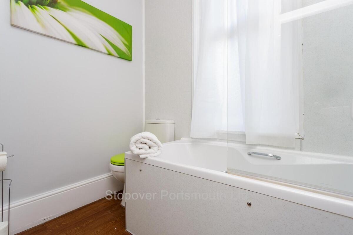 Stopover At Orchard Apartment Light And Cosy Portsmouth Camera foto